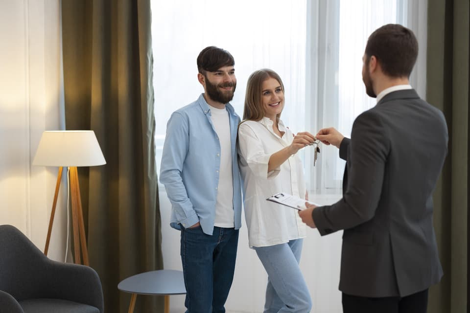 The Role of Real Estate Agents: How Agents Add Value in the Buying and Selling Process